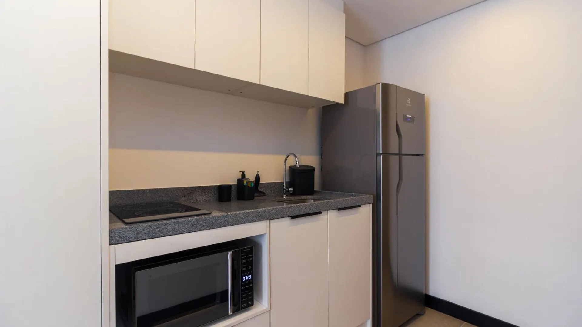 360 Dna Paulistano Daire Sao Paulo 0*,